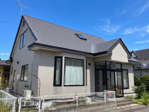 苫小牧市光洋町　Ｍ様邸　屋根塗装　ファインパーフェクトベスト