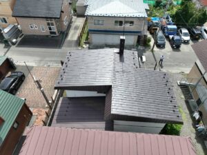 苫小牧市美園町借家　屋根葺き替え工事